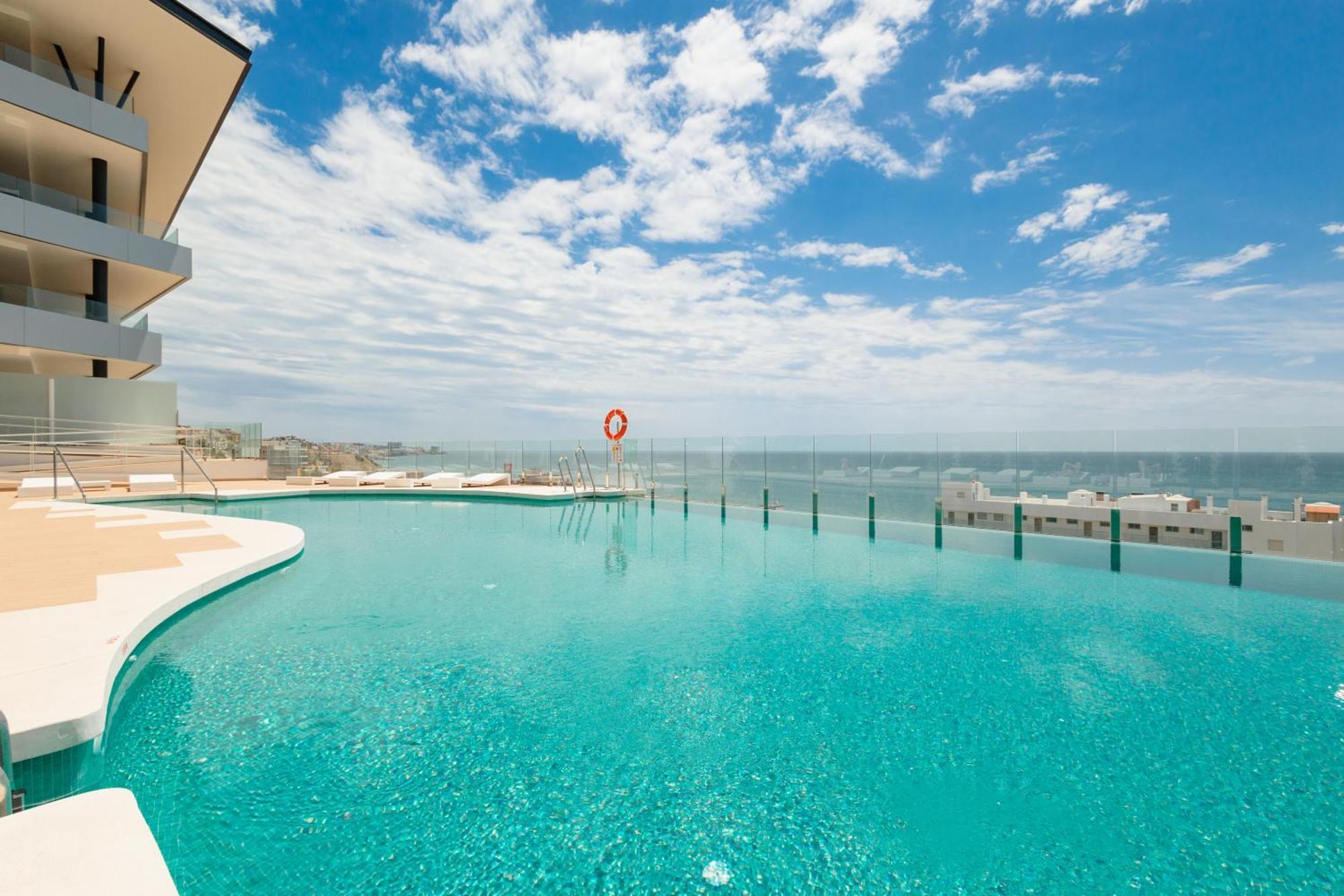 Apartment Modern Apartment, With Large Terrace And Panoramic Sea Views, In Fuengirola