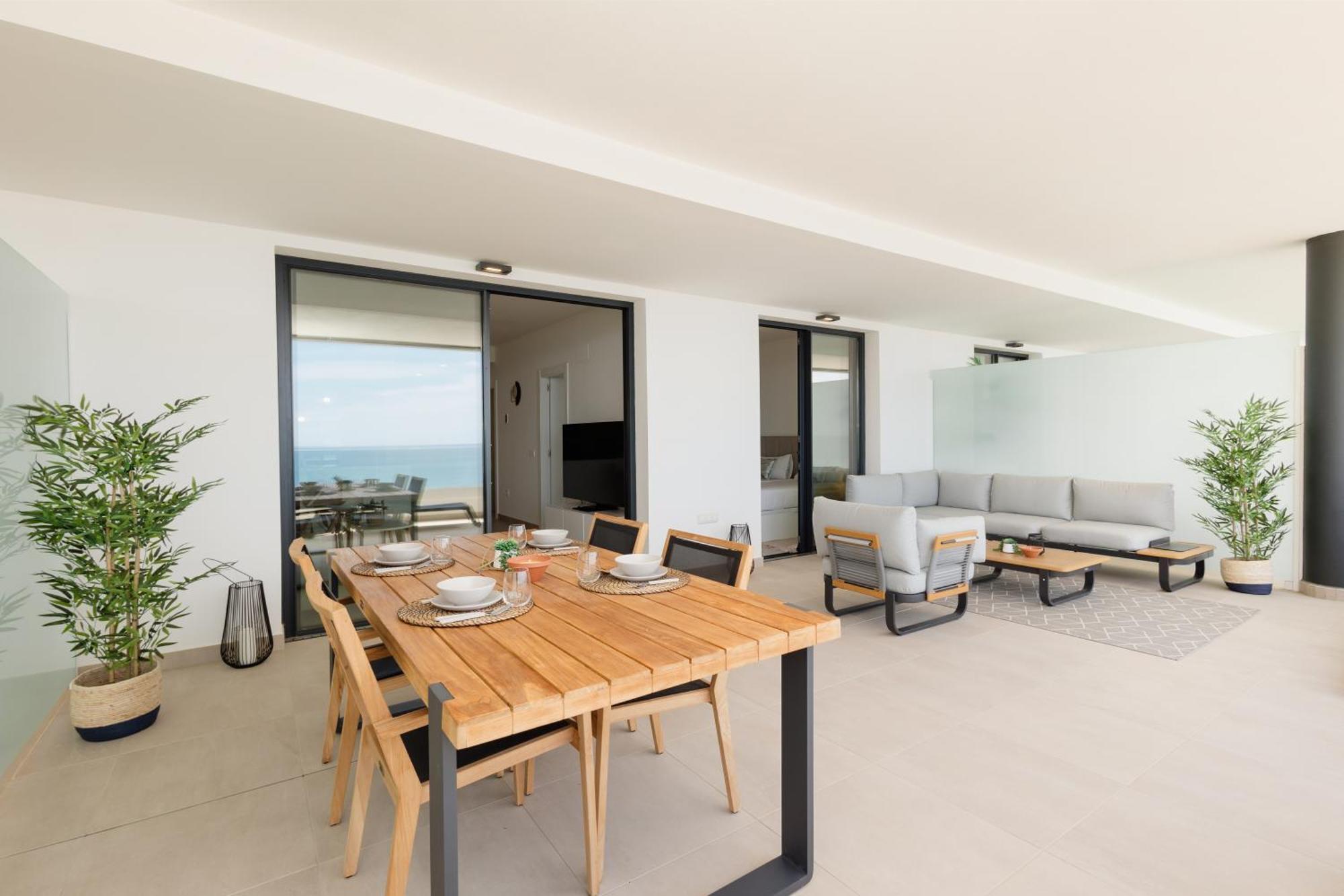Modern Apartment, With Large Terrace And Panoramic Sea Views, In Fuengirola Apartment